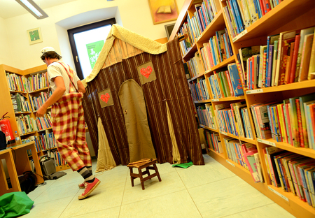 Pravljično popoldne 2025 (foto T. Kosec)